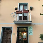 La Piazzetta בית הארחה *