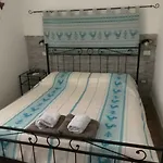 בית הארחה La Piazzetta Austis