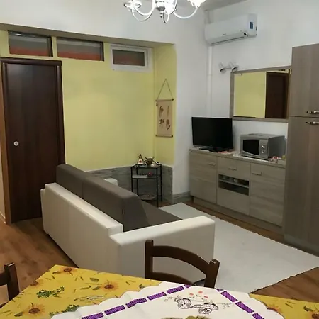 La Piazzetta Austis